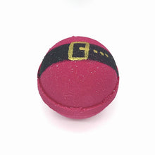 Charger l'image dans la galerie, Bombe de bain rouge peinte à la main avec un motif de ceinture du Père Noël.