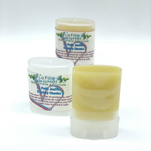 Charger l'image dans la galerie, Des tubes de notre baume le petit joufflu sont présentés sur fond blanc.