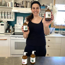 Charger l'image dans la galerie, Gel Nettoyant pour les Mains - Lavande & Thé du Labrador des Îles